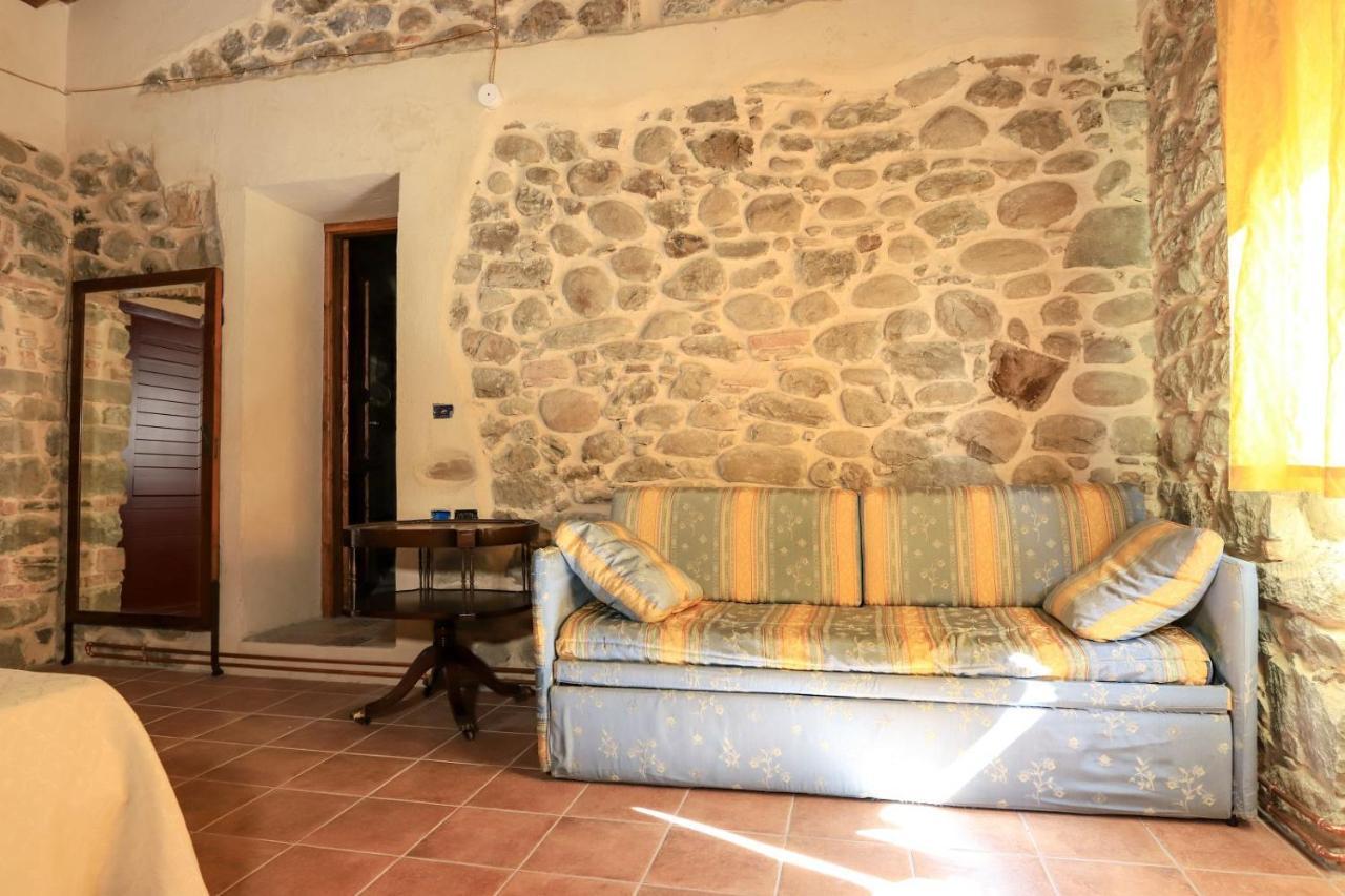 Agriturismo La Cascina Dei Chicchi Bagnone Luaran gambar