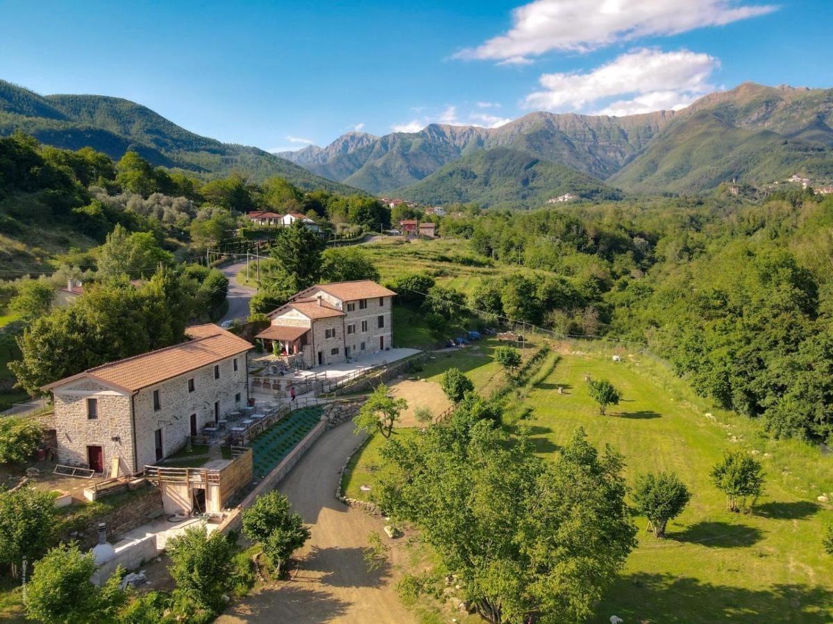 Agriturismo La Cascina Dei Chicchi Bagnone Luaran gambar
