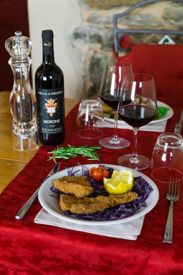 Agriturismo La Cascina Dei Chicchi Bagnone Luaran gambar