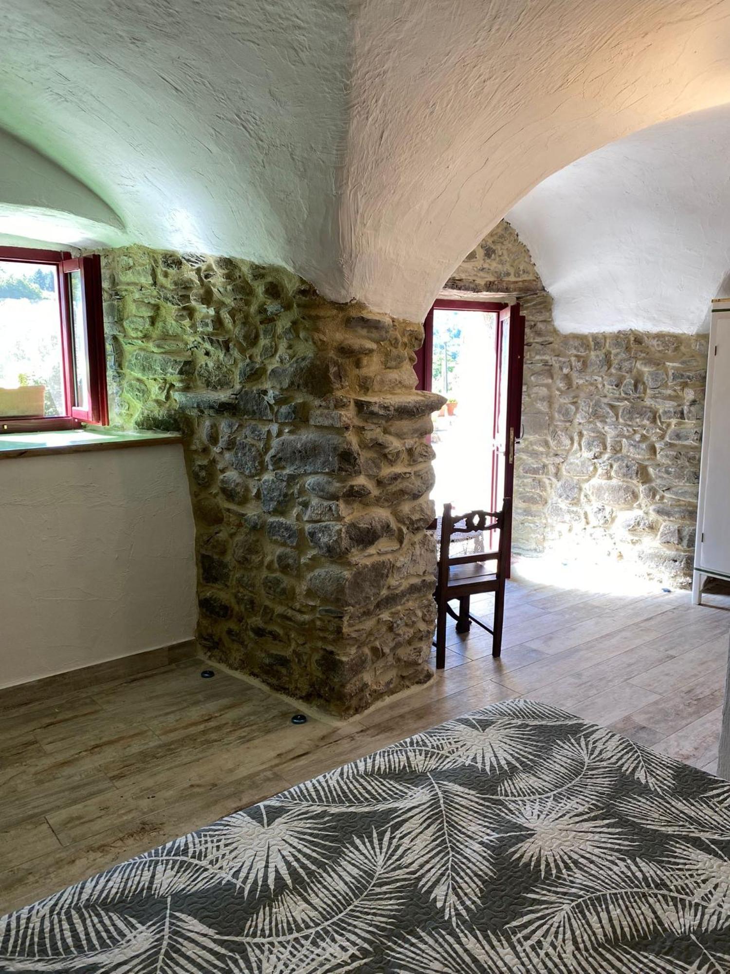 Agriturismo La Cascina Dei Chicchi Bagnone Luaran gambar